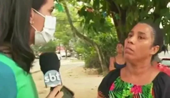 "Forma truculenta de abordar", diz baiana de acarajé que teve material de trabalho levado pela Semop; filho fala em agressão