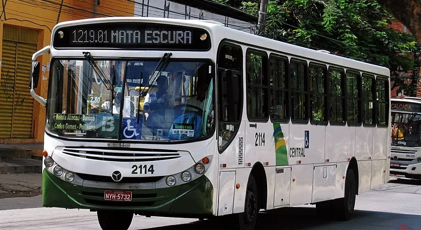 INSEGURANÇA: Rodoviários ainda não voltaram a circular na Mata Escura; Sindicato reafirma possibilidade de greve