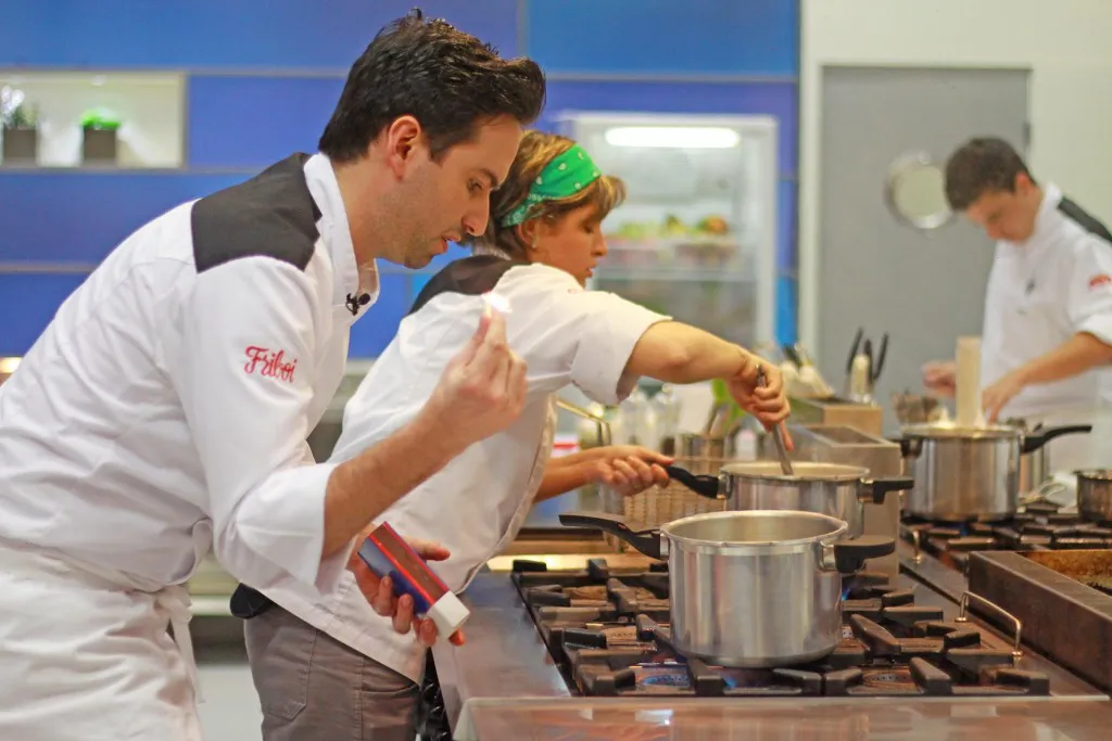 Hugo e Filipe são os finalistas do “Cozinha Sob Pressão”