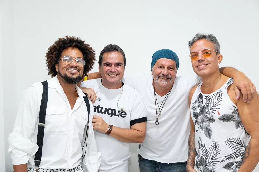 Mudei de Nome recebe convidados especiais no show. Foto: Divulgação