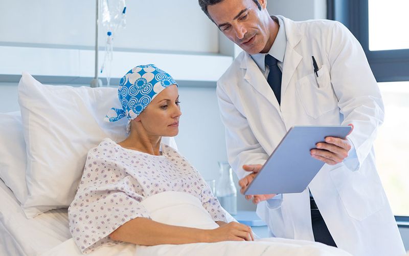 Atendimento psicol&oacute;gico durante o tratamento do c&acirc;ncer pode ajudar a reduzir sintomas de ansiedade, depress&atilde;o e estresse, contribuindo para uma melhor qualidade de vida das pacientes/Foto: Reprodu&ccedil;&atilde;o&nbsp;