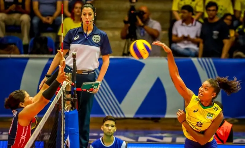 Brasil vence República Dominicana no tie-break e garante vaga olímpica