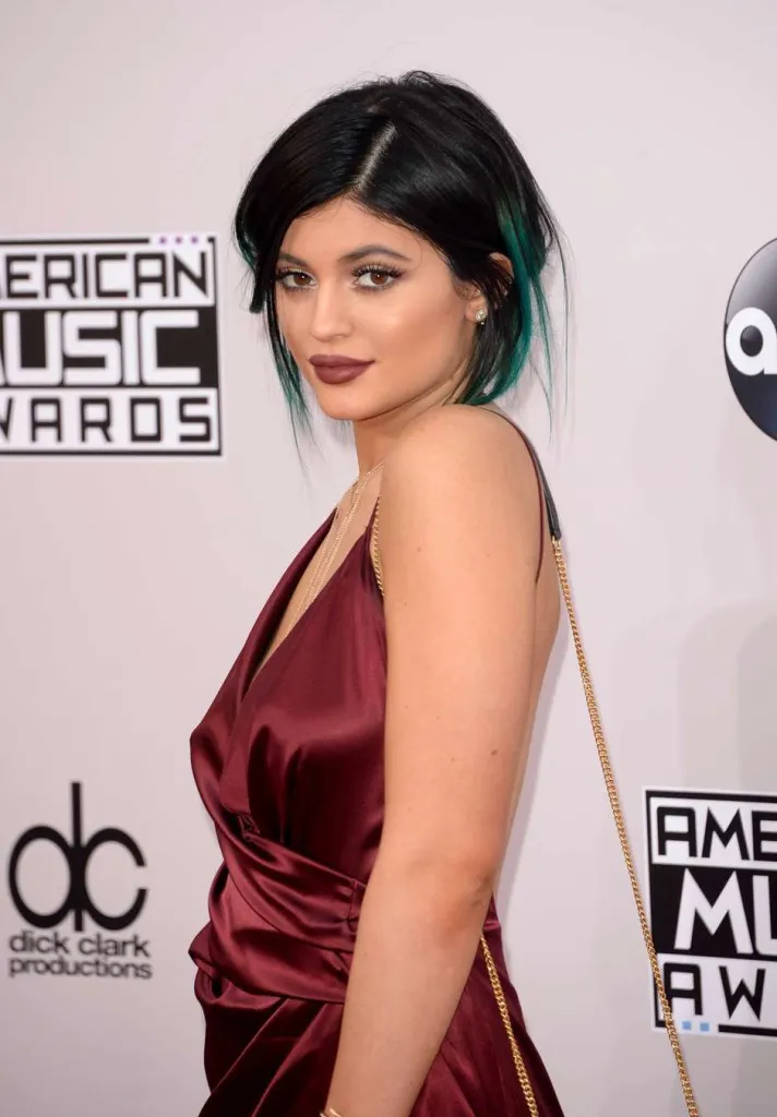 Kylie Jenner após mudança de sexo do pai: “quero conhecê-la”