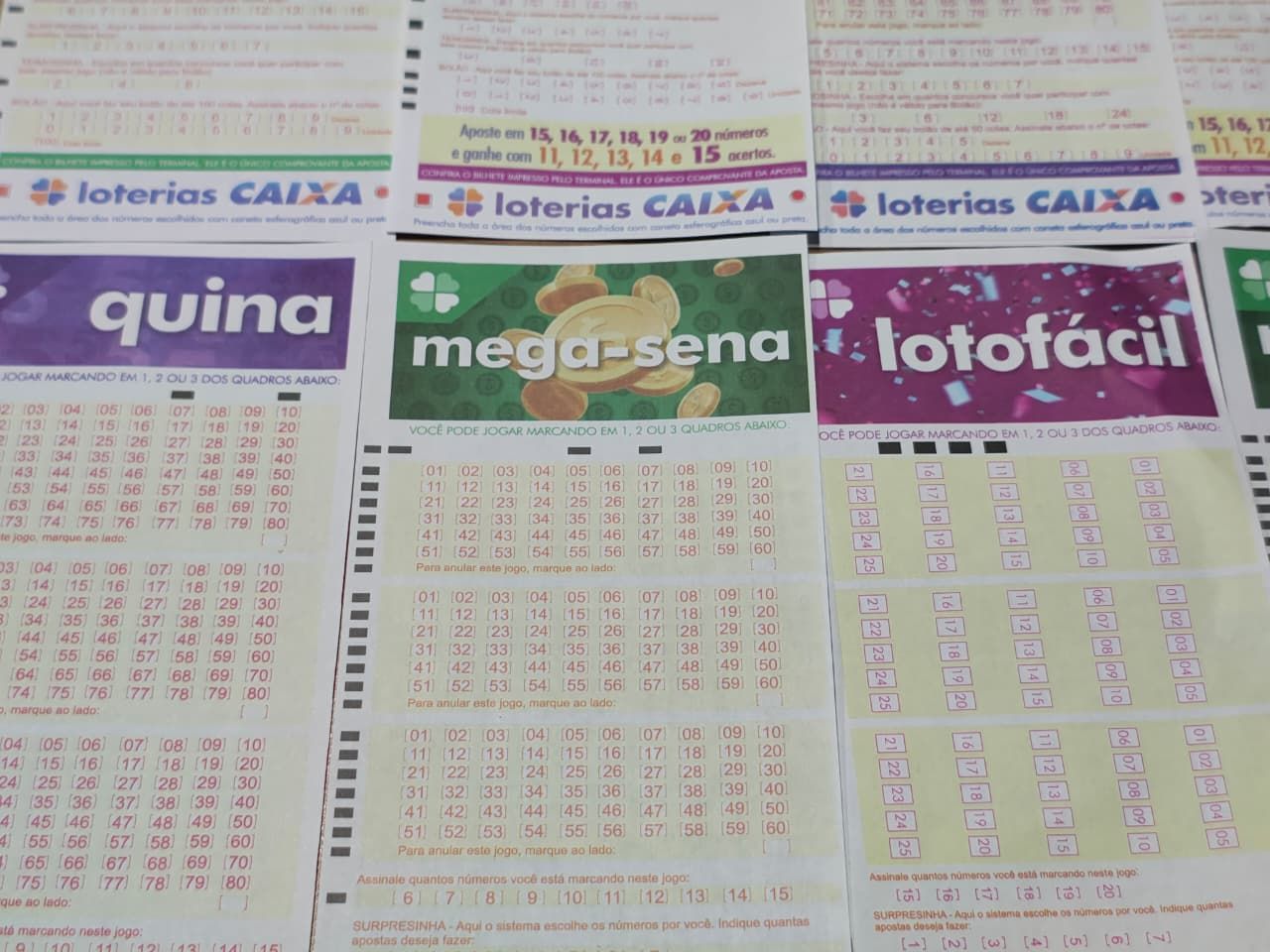 Confira os números das loterias desta quinta-feira da Mega-Sena, Lotofácil e Quina. Foto: Lucas Pereira/Aratu On