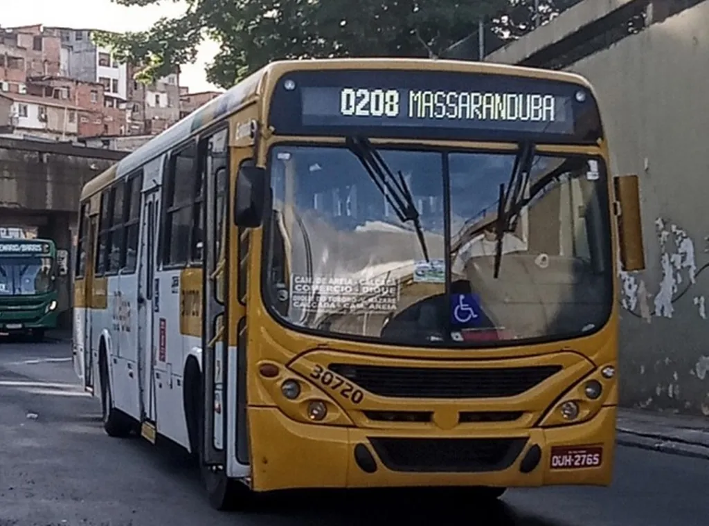 ônibus massaranduba