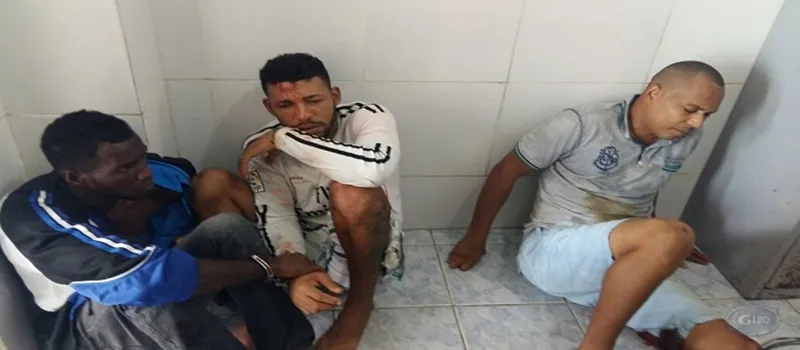 OLHA O POSTE: Durante fuga, assaltantes sofrem acidente no interior da Bahia e são presos por polícia