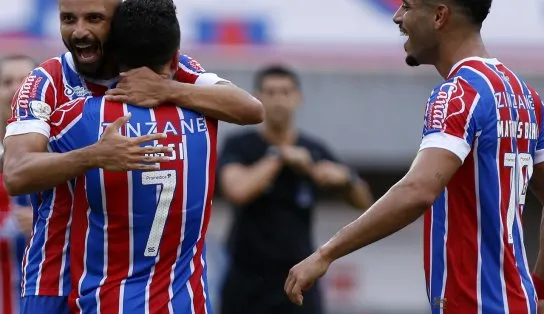 Bahia goleia CRB e garante vaga na semifinal da Copa do Nordeste; Fortaleza será o adversário 