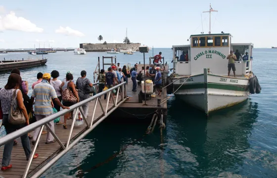 Travessia Salvador-Mar Grande tem movimento intenso e saídas a cada 15 minutos