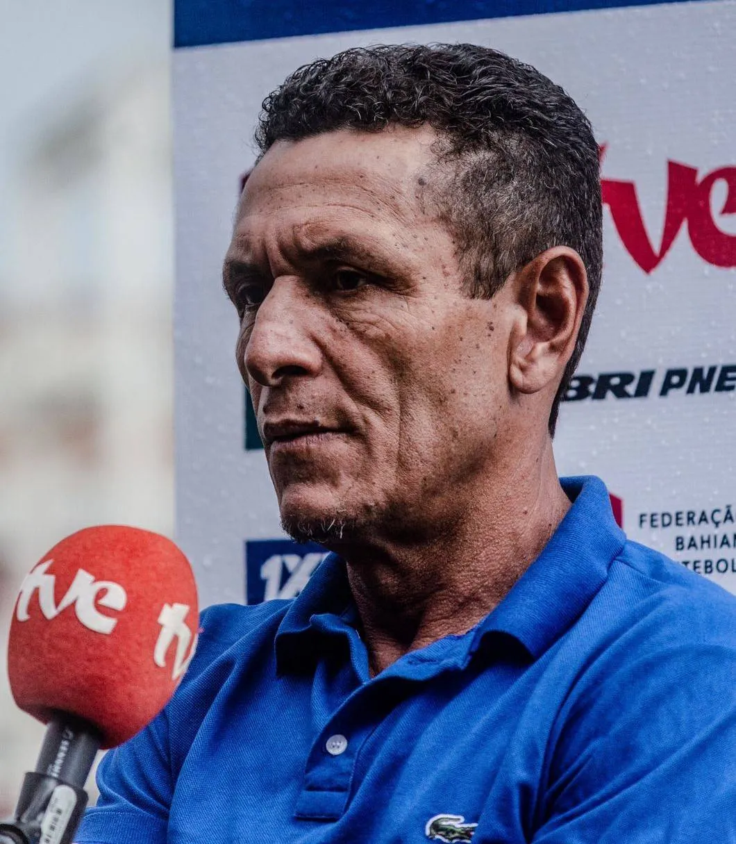 Faltando uma rodada para encerrar a primeira fase, Série B do Baiano tem troca-troca de treinadores