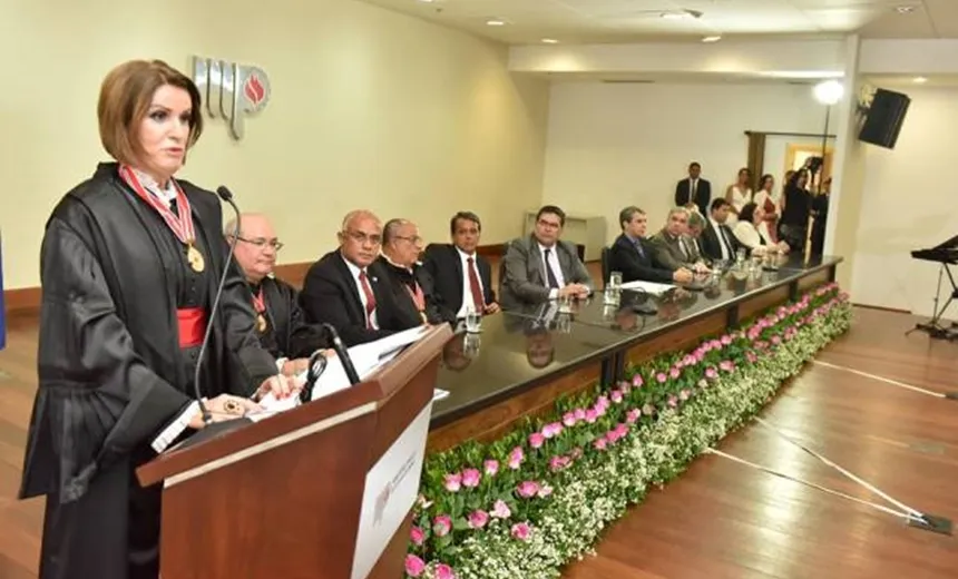 A ESCOLHIDA: Ediene Lousado continua chefiando o MP-BA, anuncia Rui Costa