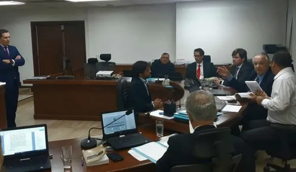 STJD adverte Guilherme Bellintani por críticas à arbitragem de vídeo
