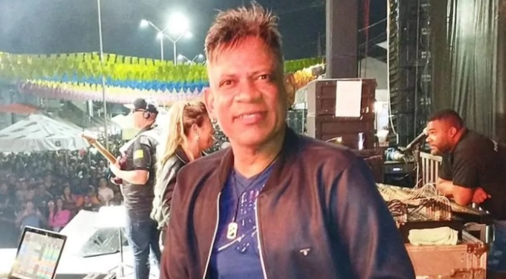 Cantor Rog&eacute;rio Valen&ccedil;a morreu aos 55 anos nesta segunda-feira (31), em Aracaju.| Foto: Redes Sociais
