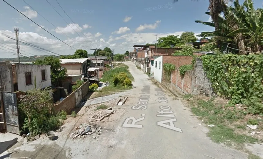Exclusivo! Agente da Transalvador invade casa da ex e mata um; mulher está internada