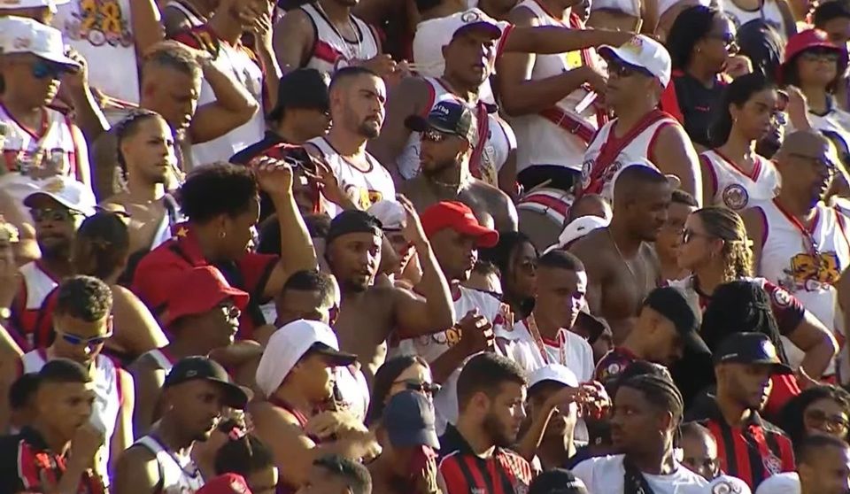 Marinho Foi Flagrado No Meio Da Torcida Do Vitória Crédito Reprodção Tve