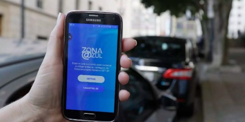 Com o Zona Azul Digital, vagas em locais estratégicos podem ser compartilhadas por mais motoristas ao longo do dia, evitando a ocupação irregular/Foto: Divulgação/Zona Azul 