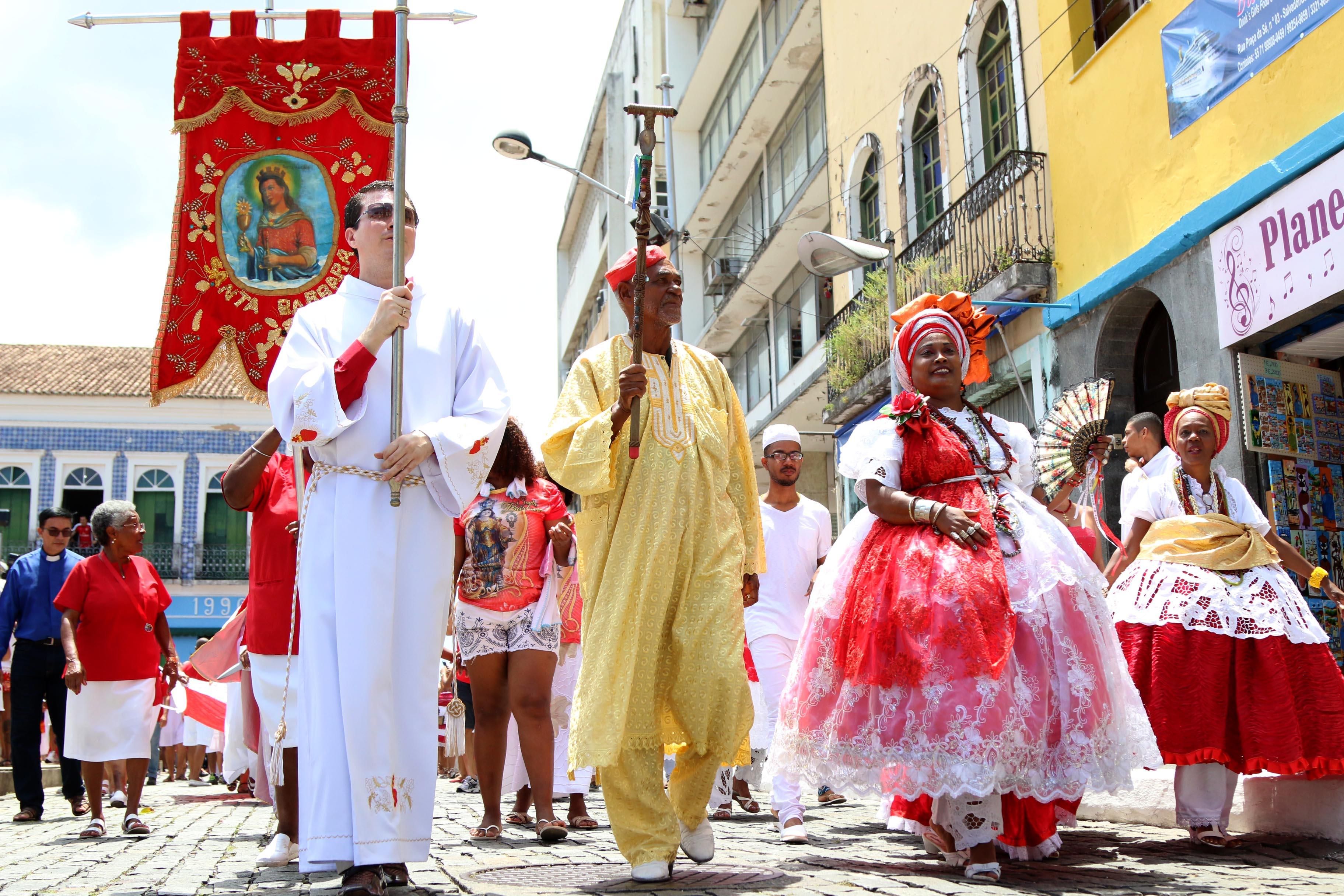 Santa Bárbara no Candomblé, Iansã no catolicismo: conheça as histórias das dinvidades cultuadas na Bahia. | Foto: Bruna Concha/Secom