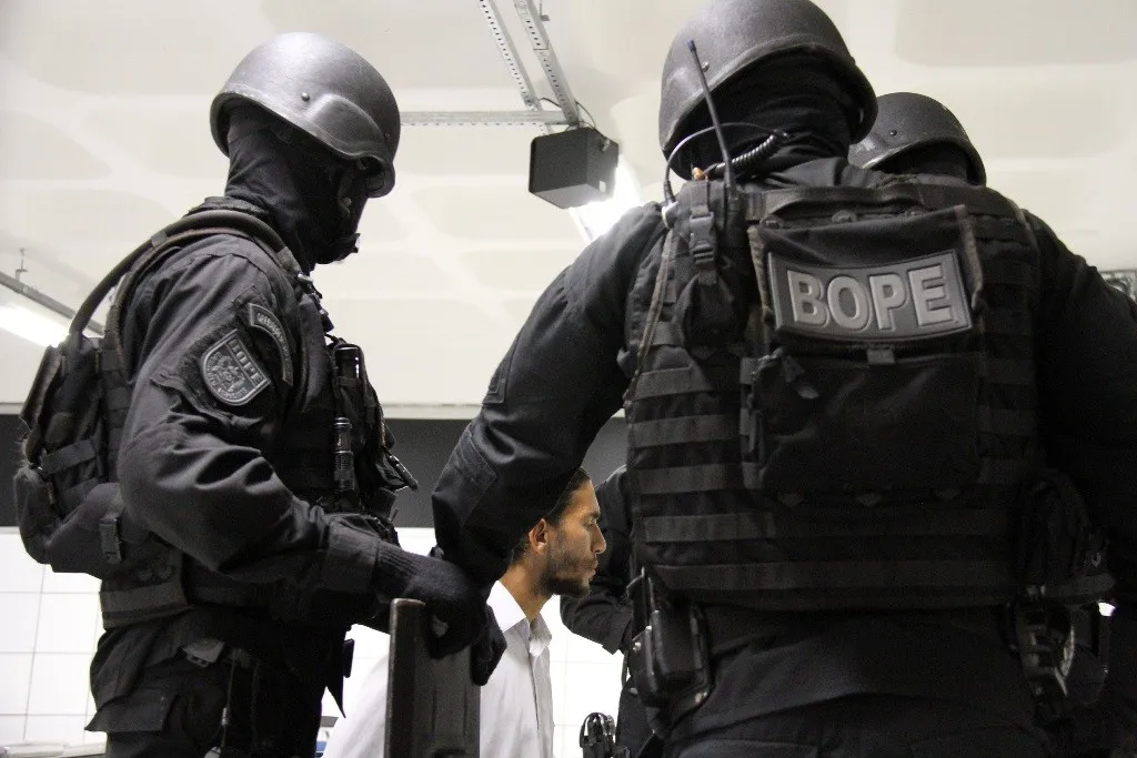 TERROR NA UNIJORGE: Áudios e vídeos mostram momentos de pânico vividos na Paralela