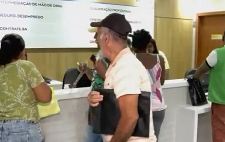SineBahia realiza recadastramento e novos cadastros de ambulantes para trabalhar no São João