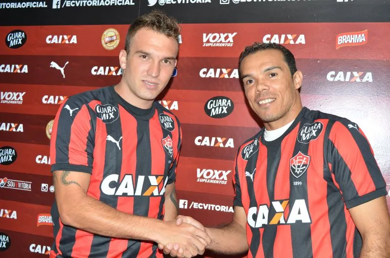 REPATRIADO: Leandro Domingues é apresentado na Toca e dá prazo para jogar: &#8220;duas ou três semanas&#8221;