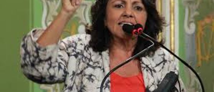 Foto Tirada por Ytana Mayanne de Aladilce Souza e posta no site do PCdoB