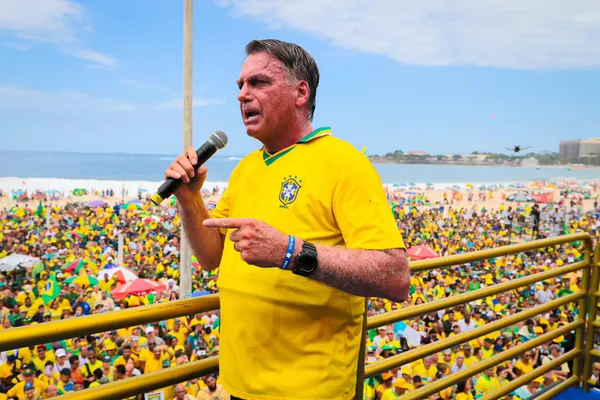 Jair Bolsonaro é suspeito de tentar obstruir investigações sobre tentativa de golpe | Foto: RS/Fotos Públicas