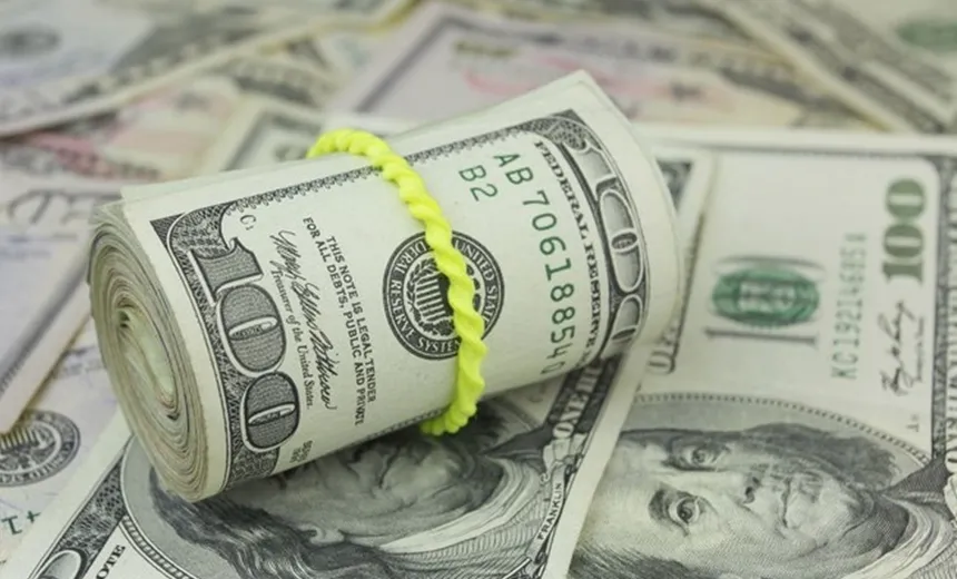 BC muda regra, e fatura do cartão terá cotação do dólar do dia da compra
