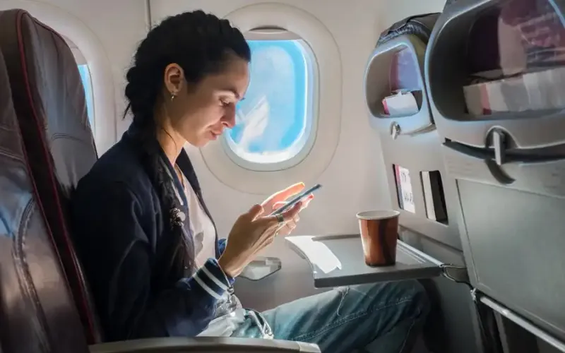 O Aeroporto de Salvador passou por moderniza&ccedil;&otilde;es nos &uacute;ltimos anos, incluindo amplia&ccedil;&atilde;o de &aacute;reas de embarque, novos servi&ccedil;os comerciais e melhorias na experi&ecirc;ncia do passageiro/Foto: Reprodu&ccedil;&atilde;o&nbsp;
