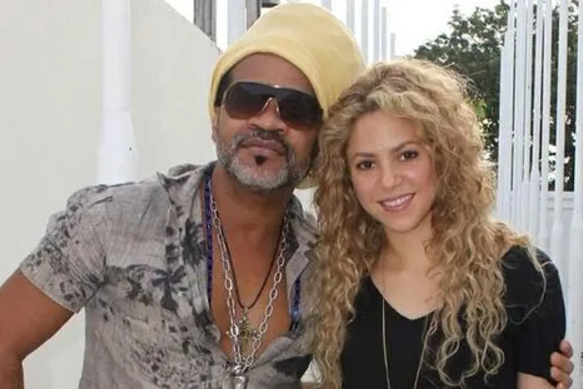 Em 2013, Shakira esteve em Salvador e chegou a visitar o est&uacute;dio de Carlinhos Brown. | Foto: Redes Sociais