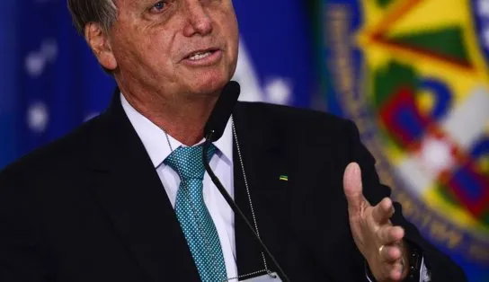 "Não tenho como saber o que acontece", diz Bolsonaro sobre suspeita de irregularidades envolvendo a Covaxin