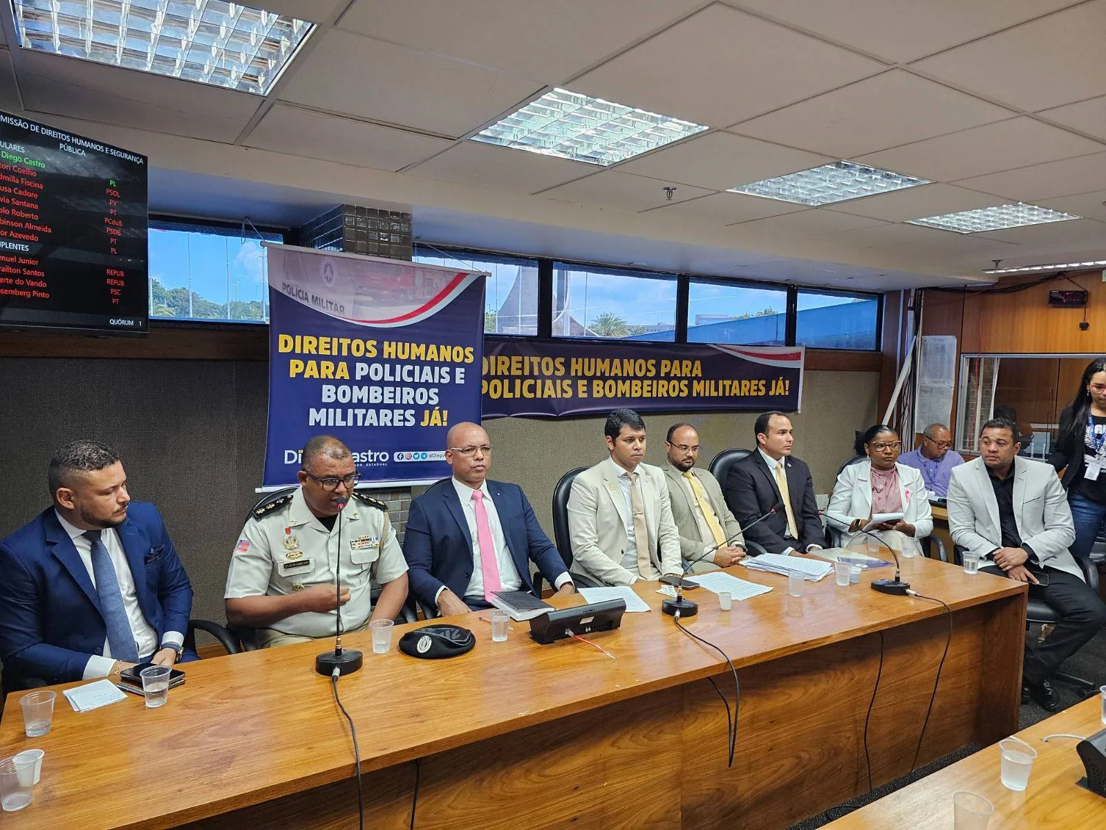 Assembleia se reúne em audiência para discutir melhores condições de trabalho para PM-BA