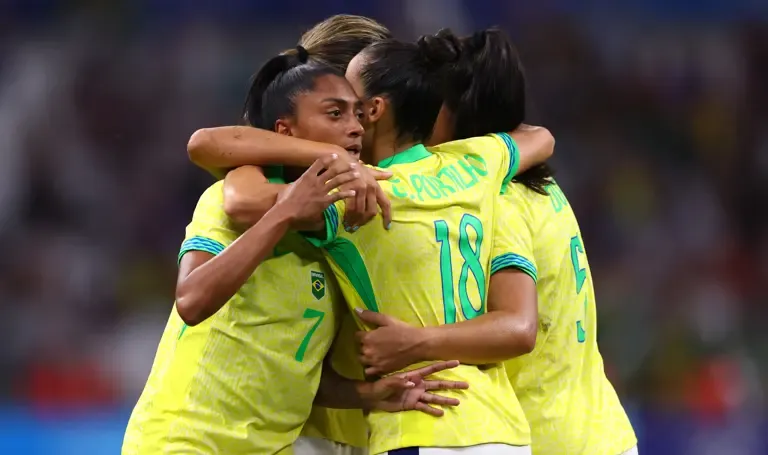 Brasil goleia Espanha e vai à final do Futebol Feminino dos Jogos de Paris 2024