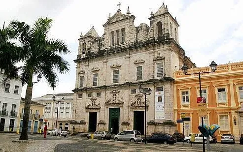 Corpus Christi: solenidade reúne milhares de fiéis no Centro Histórico de Salvador
