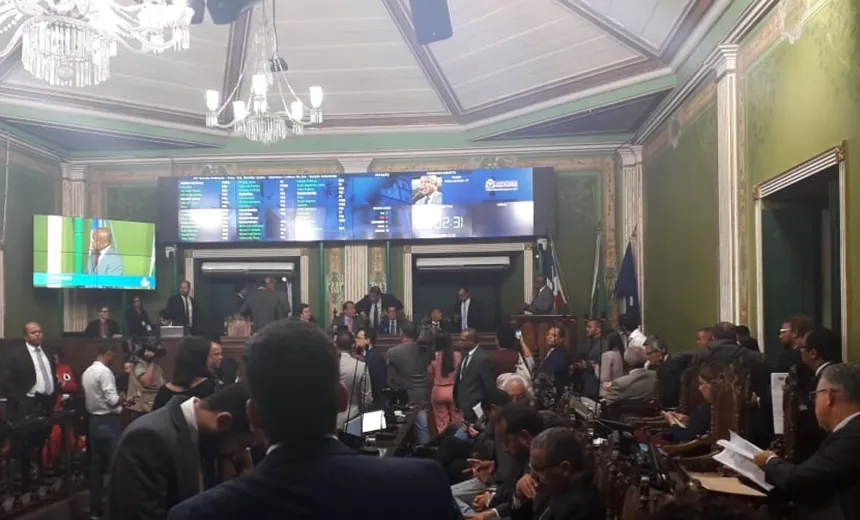 Projeto de Lei que regulamenta aplicativos de transporte é aprovado em Salvador