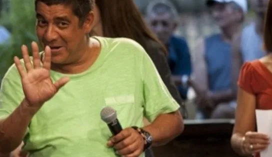 Cantor Zeca Pagodinho é internado com Covid-19 no Rio de Janeiro; quadro de saúde é estável 
