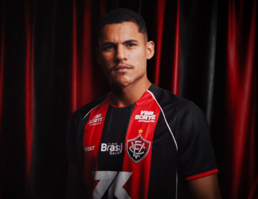 itória ganha reforço de última hora, do jogador Alex Bruxo para o Ba-Vi.| Foto: Redes Sociais/ECV