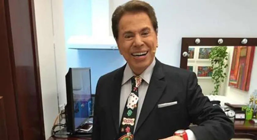 Silvio Santos aparece com look “moderno” em foto da filha