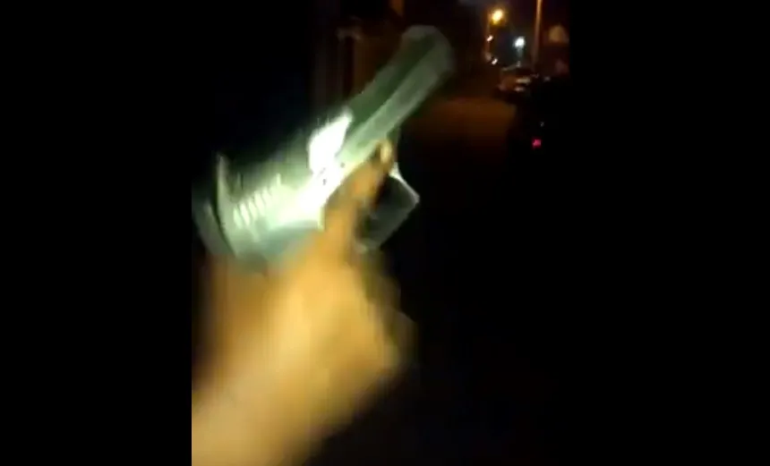 Guerra entre facções aterroriza o Lobato após corpo esquartejado; veja vídeos