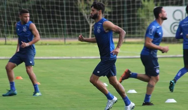 Bahia encara o Bragantino fora de casa e tenta se aproximar de vaga para a Libertadores