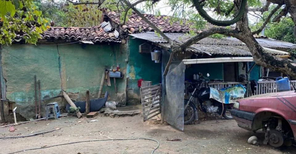 Mulher é resgatada após ser mantida em cativeiro por quase 10 anos no sul da Bahia