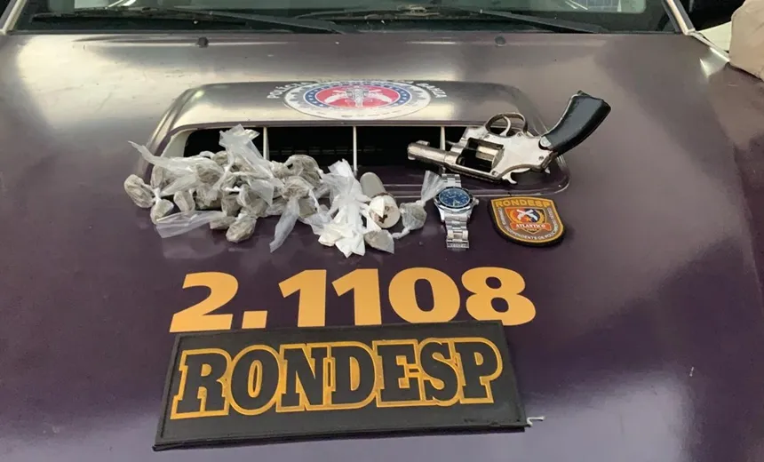 Suspeito de tráfico de drogas morre em confronto com a polícia na Boca do Rio