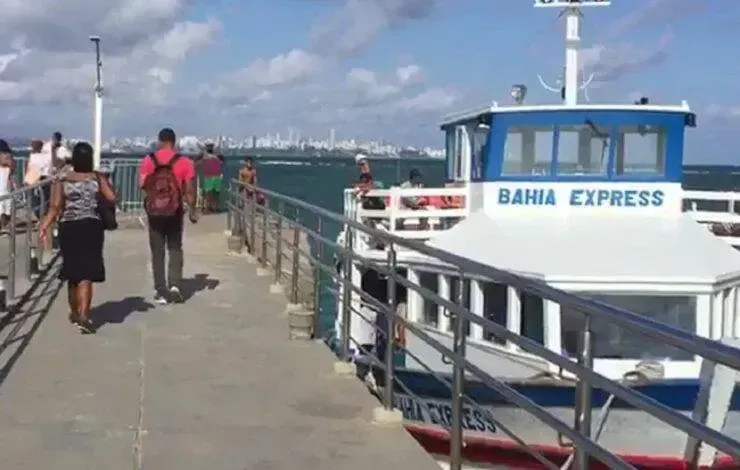 Travessia Salvador-Mar Grande segue suspensa por conta de mau tempo