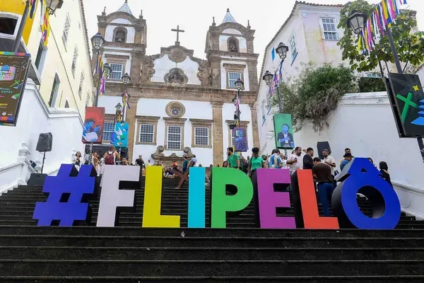Último dia da FLIPELÔ celebra literatura com participação da OSBA 