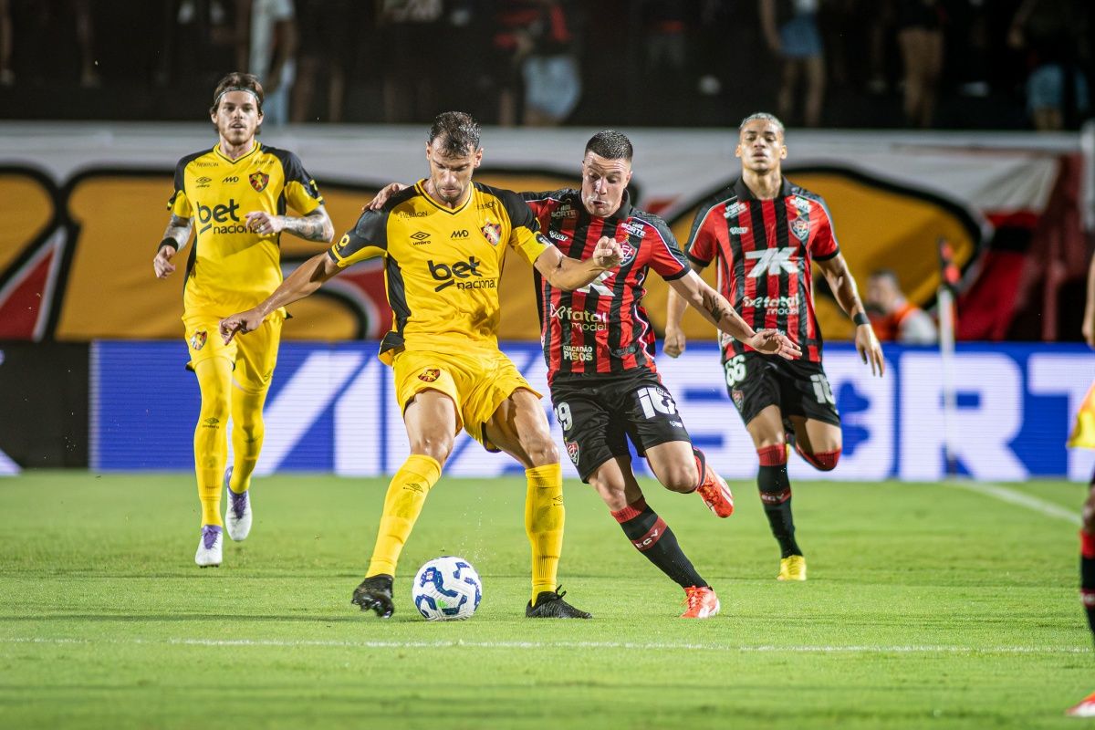 Sport x Vitória se enfrentam pela 35ª rodada da Série A e ambos clubes estão na zona de rebaixamento. Foto: Victor Ferreira/EC Vitória