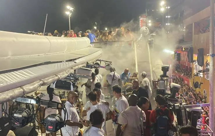 'Susto da po**a!', diz Ivete após mangueira do tanque de CO2 soltar no trio; ao menos duas pessoas ficaram feridas