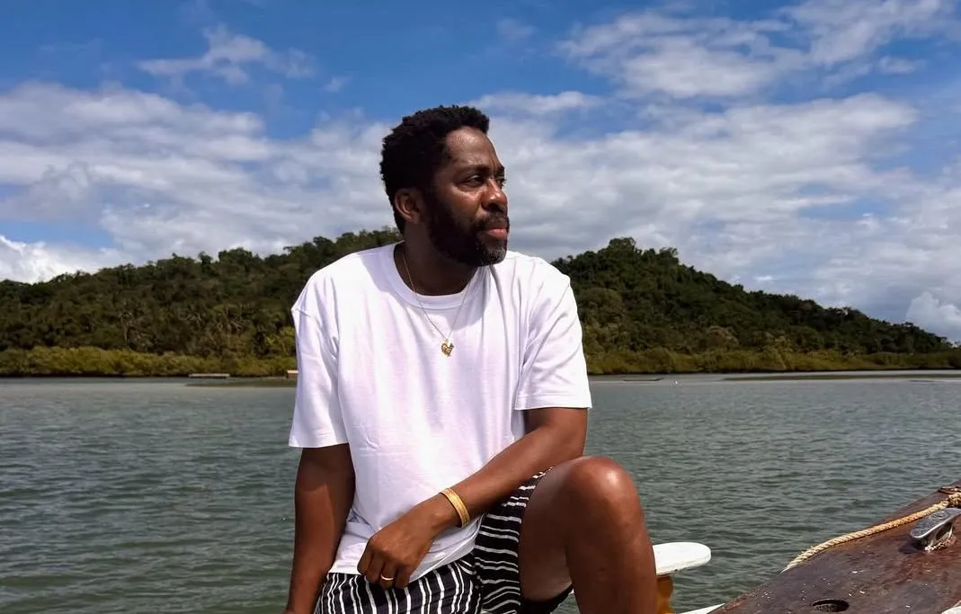 Lázaro Ramos conta que mãe já foi agredida por patroa: 'Era muito maltratada'