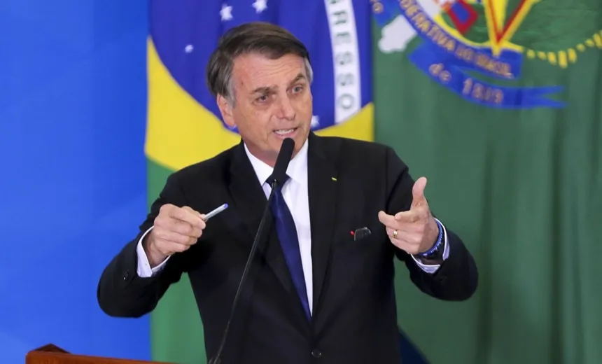 Bolsonaro se reúne com governadores e senadores nesta quarta