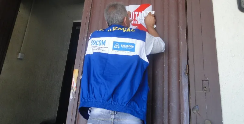 Casa de shows na Pituba é interditada por agentes da Sucom