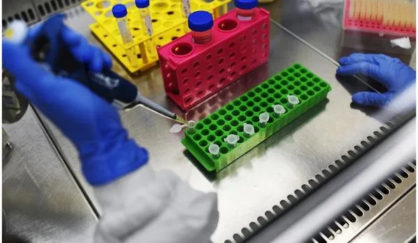 Médico que se automedicou com hidroxicloquina morre após parada cardíaca; Ele foi o 46º óbito na Bahia