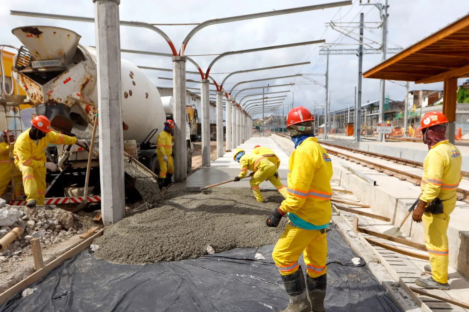 Taxa de trabalho informal alcança mais de 50% na Bahia, diz levantamento
