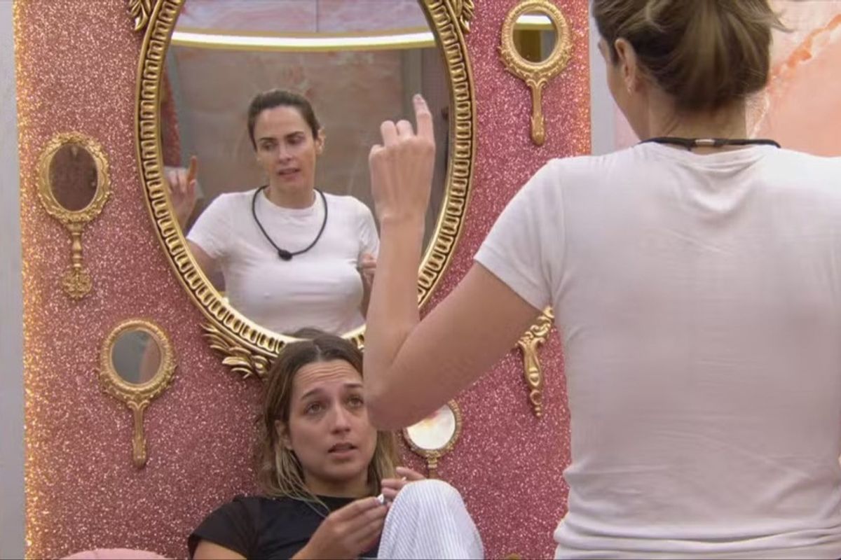 Ana Paula e Samira ligam alerta no jogo. Foto: Reprodu&ccedil;&atilde;o | TV Globo